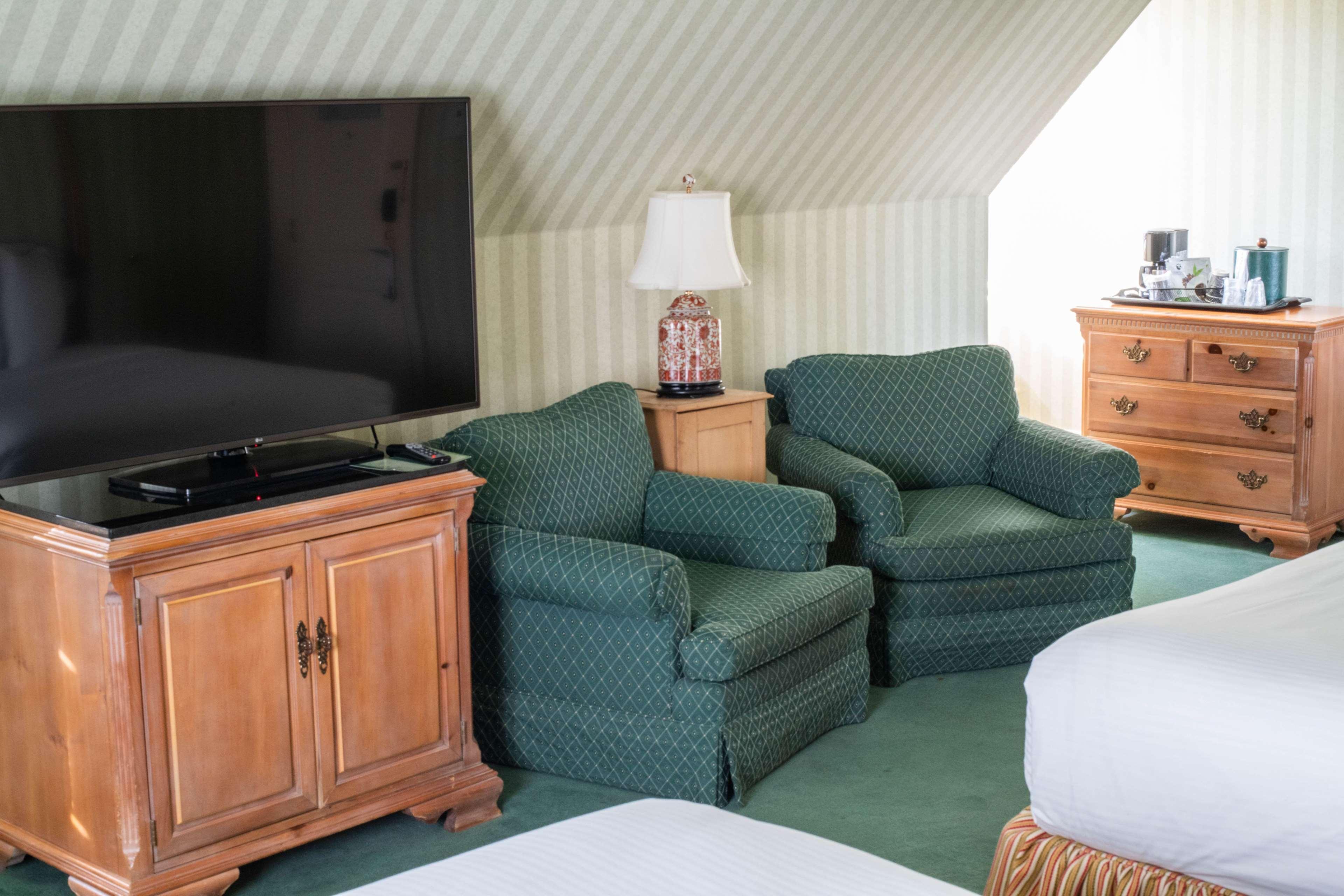 The Founders & Tapestry Collection By Hilton 4*