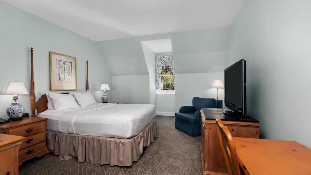 The Founders & Tapestry Collection By Hilton 4*