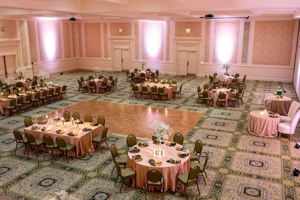 The Founders & Tapestry Collection By Hilton 4*